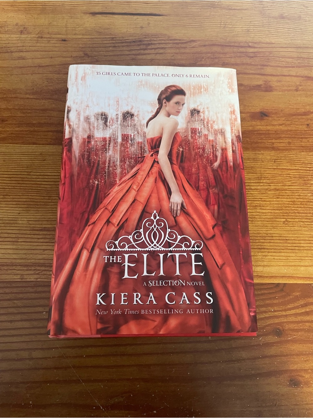 The Elite by Kiera Cass - Hardcover